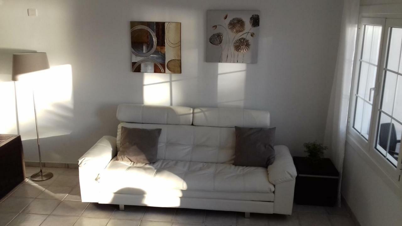 Isabel3 Apartment Tias Bagian luar foto